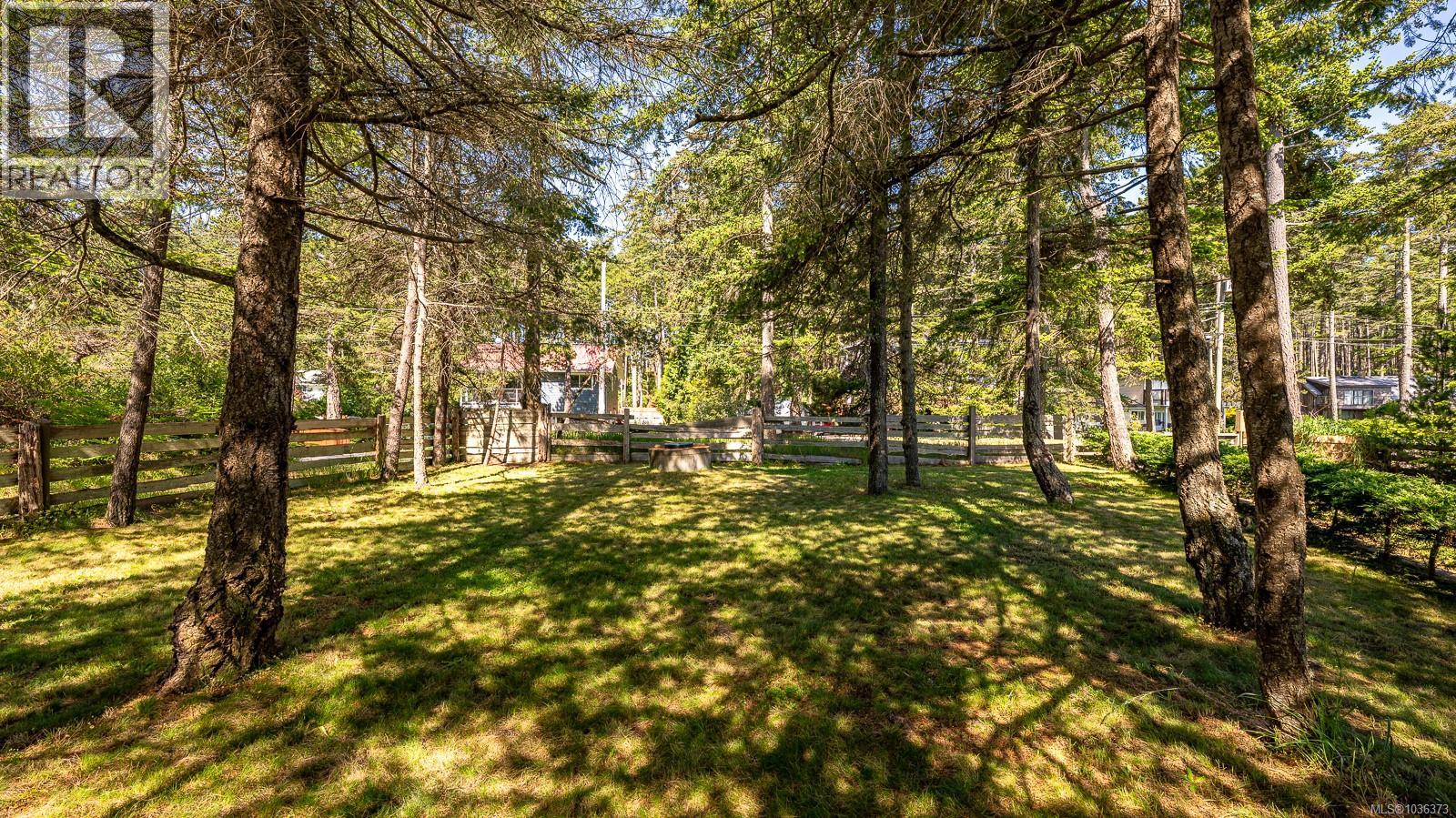 416 Curtis Rd, Comox, British Columbia  V9M 3W1 - Photo 71 - 1036373