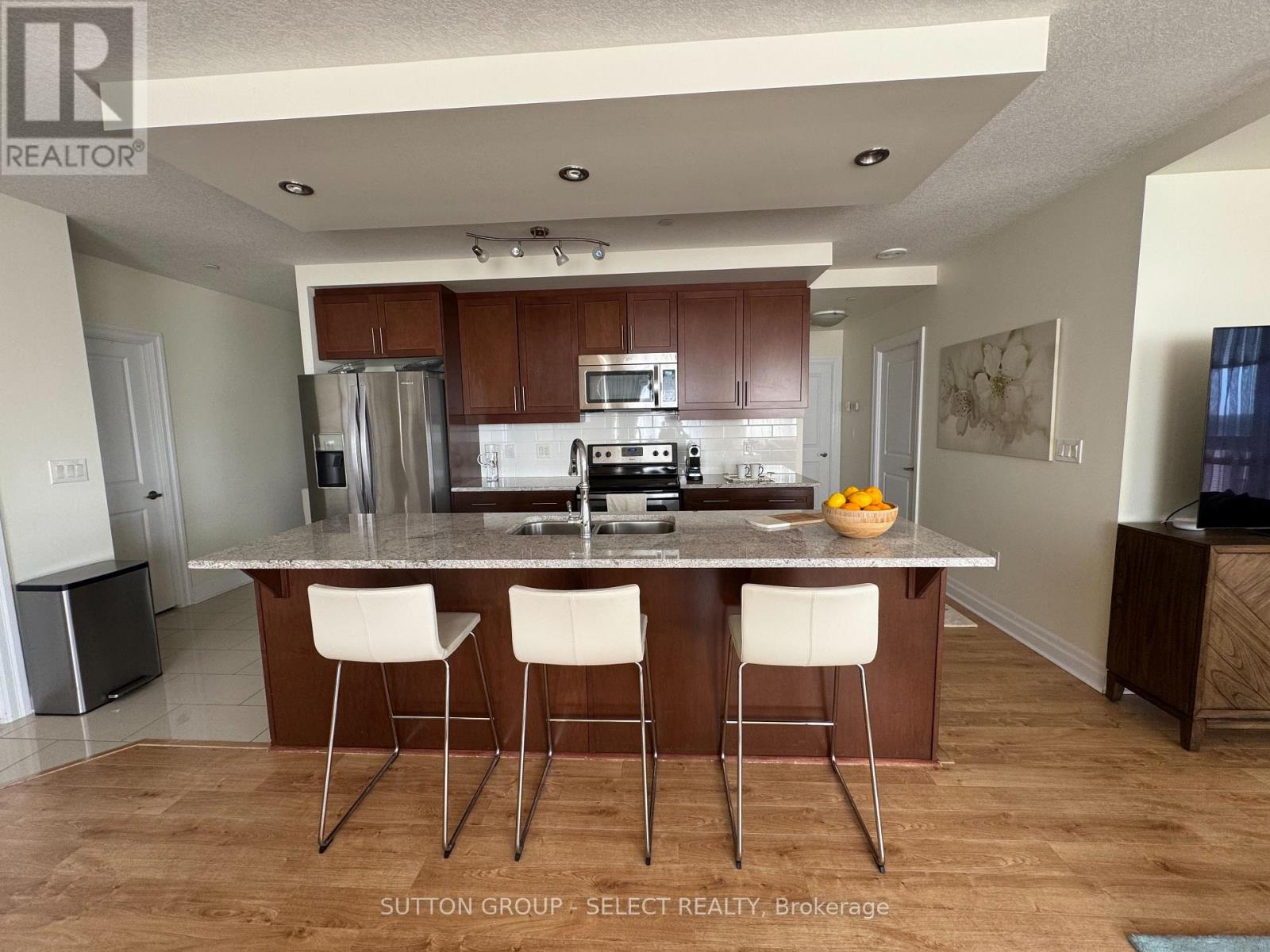 610 - 240 Villagewalk Boulevard, London North, Ontario  N6G 0P6 - Photo 10 - X13133506
