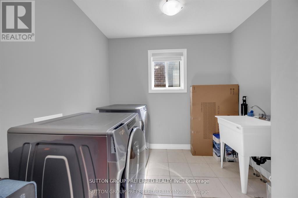 59 Spachman Street, Kitchener, Ontario  N2R 1R7 - Photo 30 - X13133614