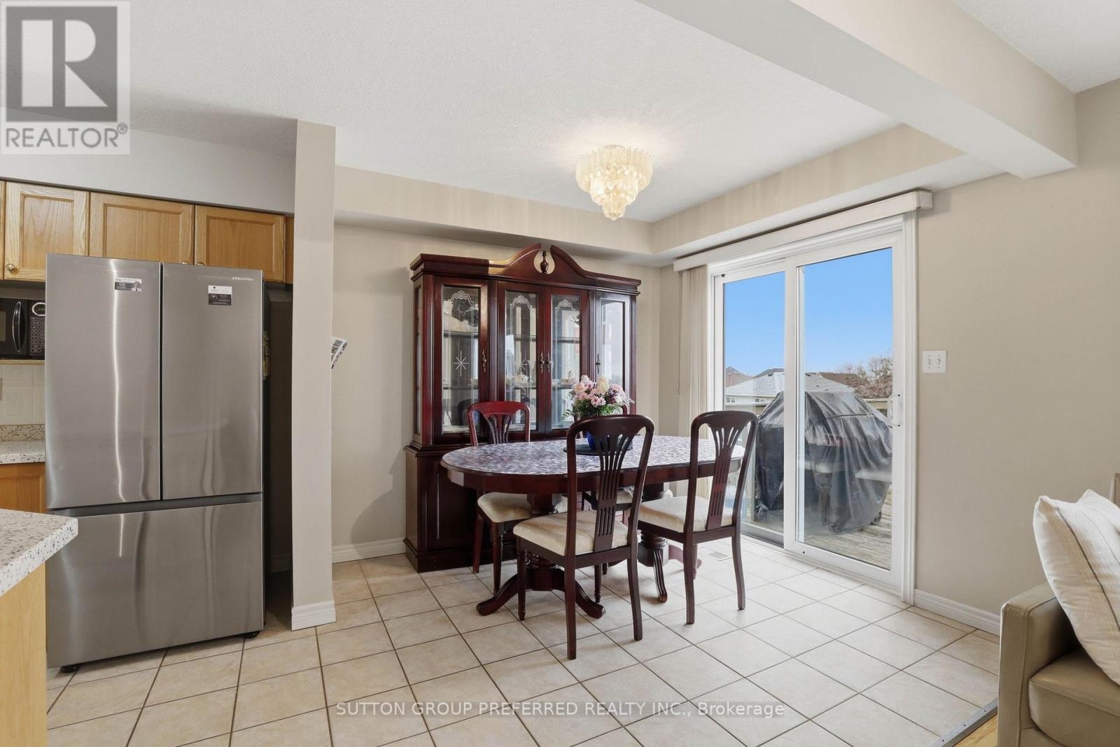 187 Hollyridge Crescent, Kitchener, Ontario  N2N 3N4 - Photo 12 - X13133662