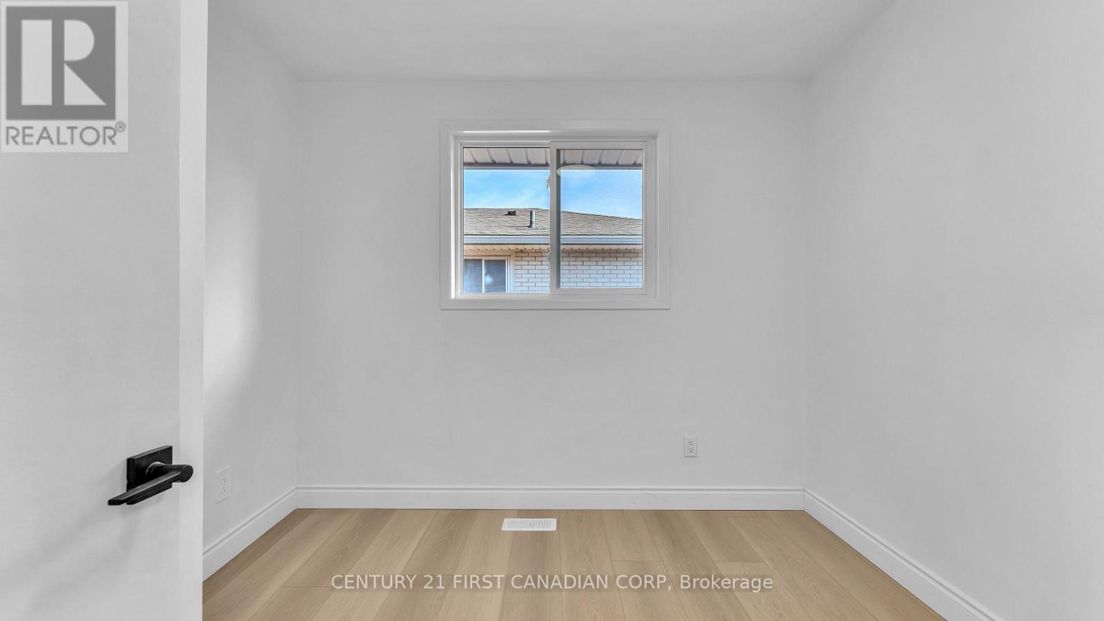 #upper - 48 Toulon Crescent, London East, Ontario  N5V 1J5 - Photo 16 - X13133700