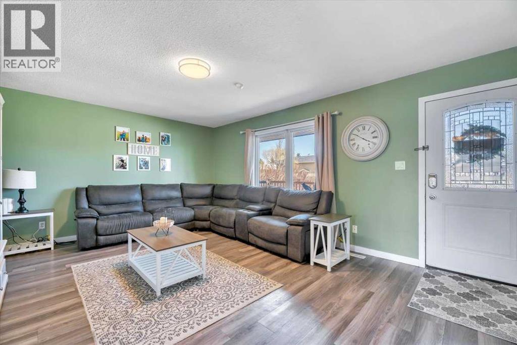 334 Lausen Place, Carseland, Alberta  T0J 0M0 - Photo 8 - A2309862