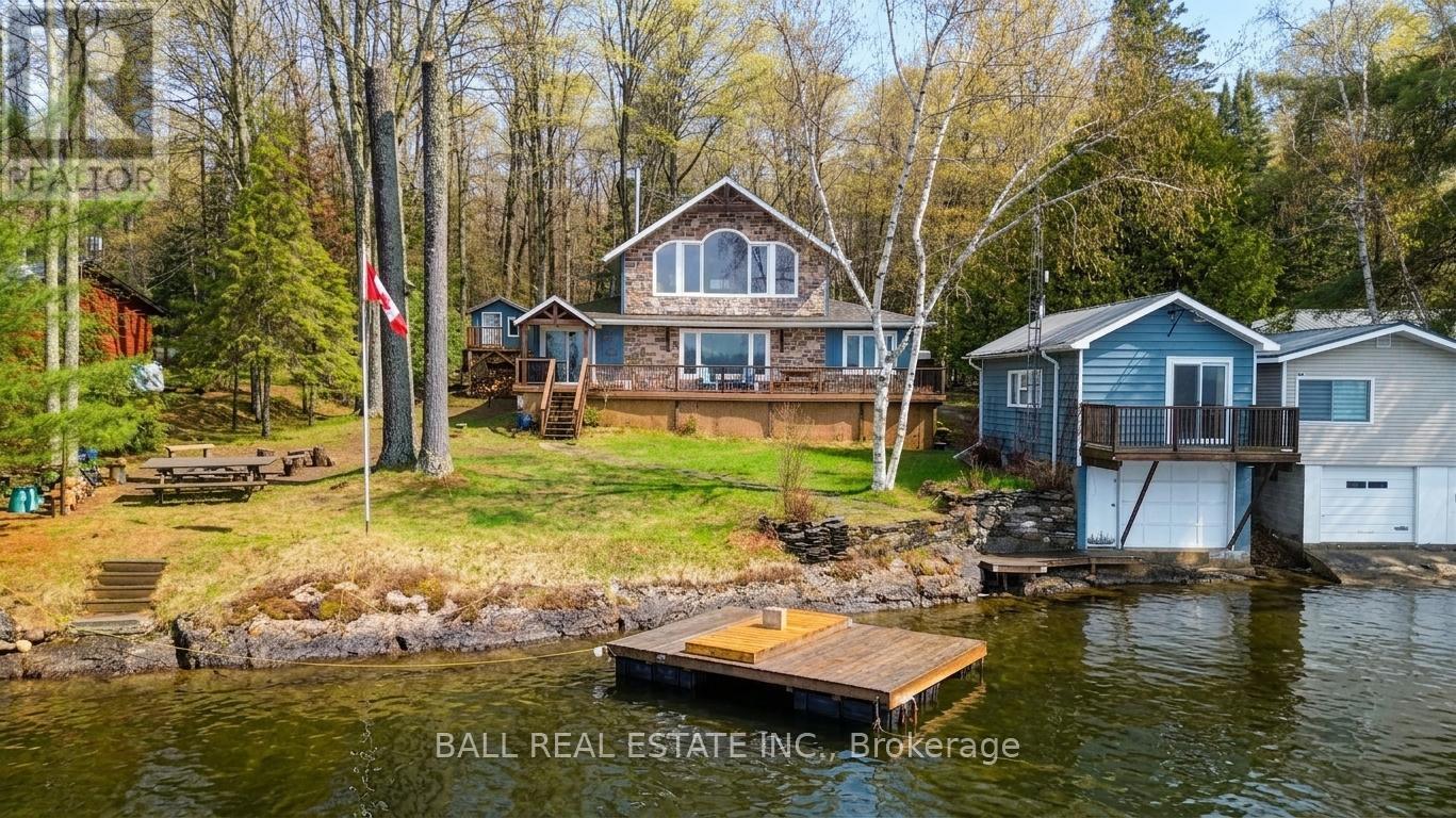 205 MOFFAT ROAD, North Kawartha, Ontario
