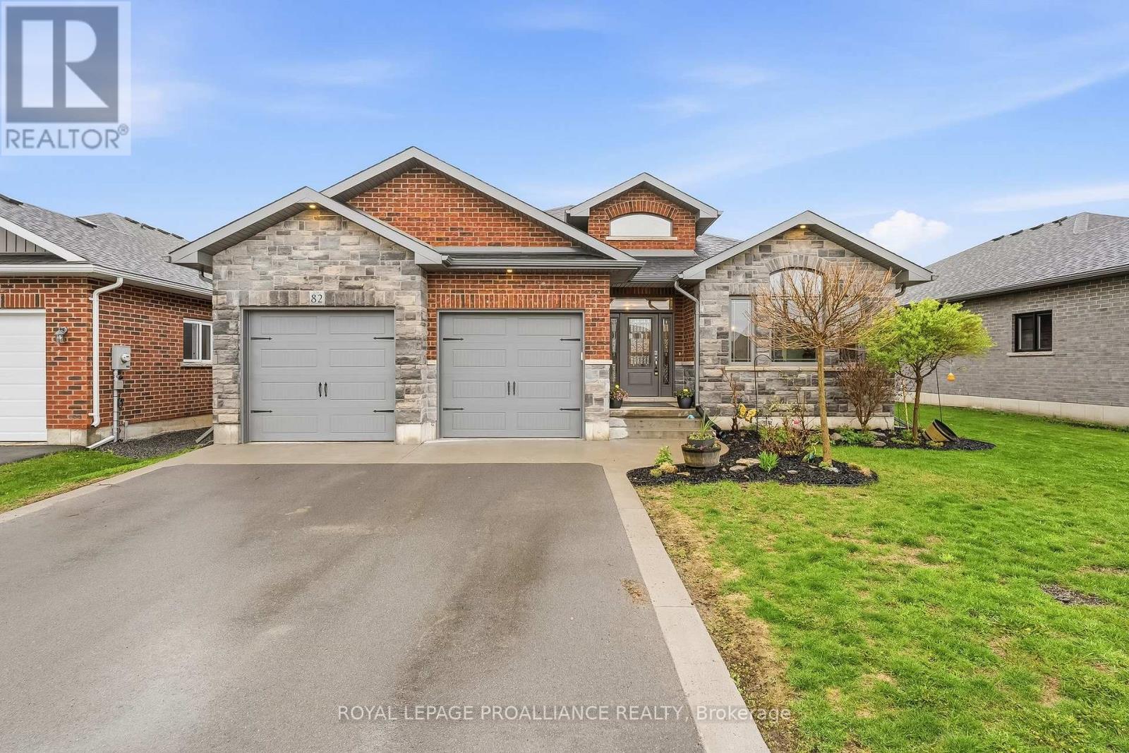 82 Essex Drive, Belleville, Ontario  K8N 0J1 - Photo 1 - X13133452