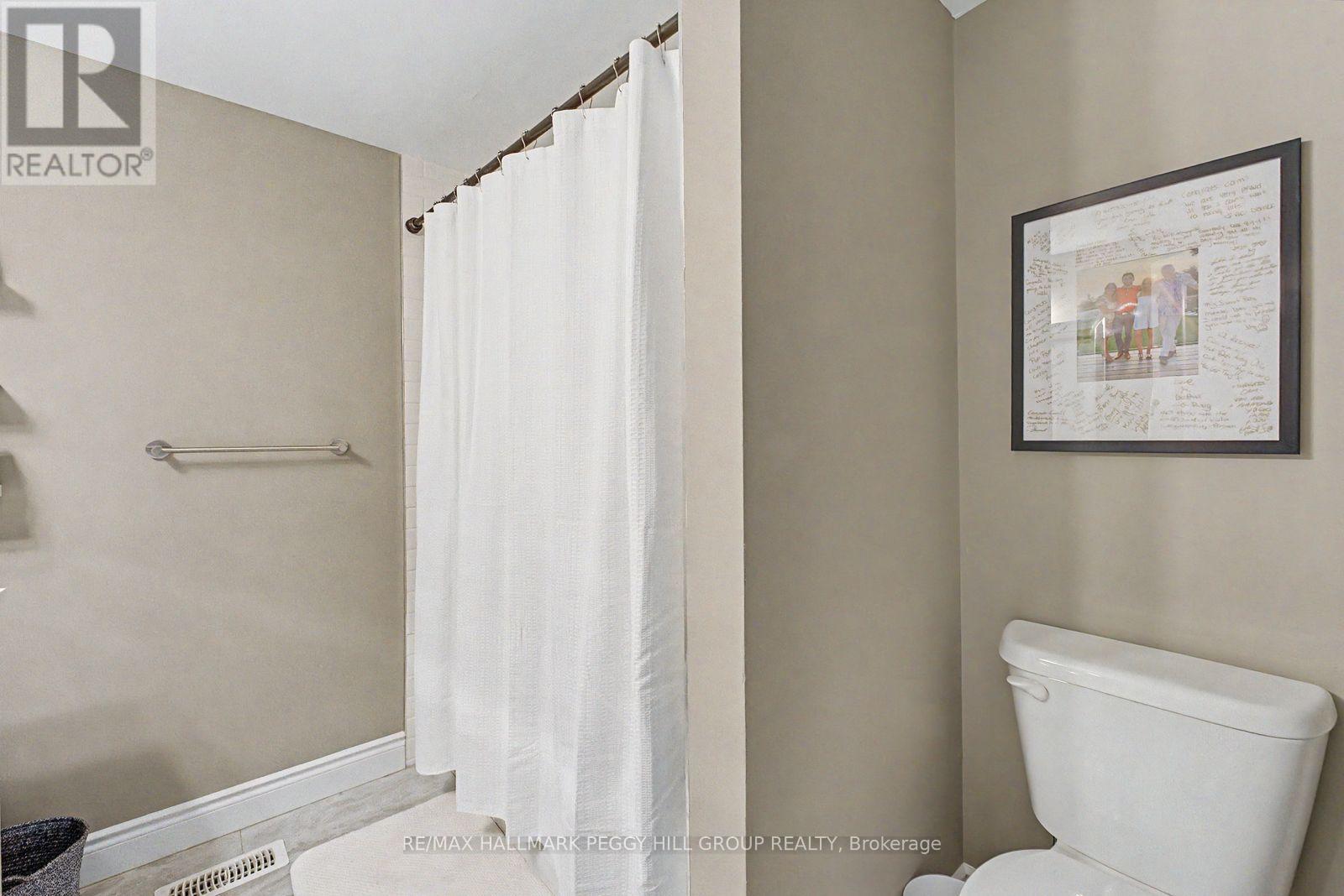 Upper - 89 Hadden Crescent, Barrie, Ontario  L4M 6G7 - Photo 11 - S13133340