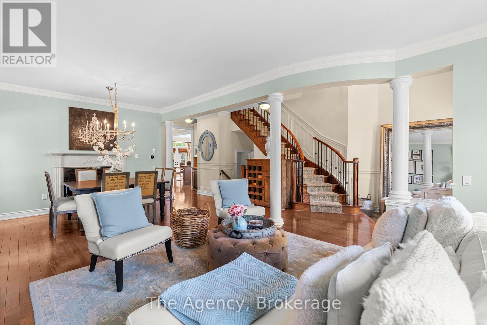 297 Fritillary Street, Oakville, Ontario  L6L 6W7 - Photo 12 - W13133486