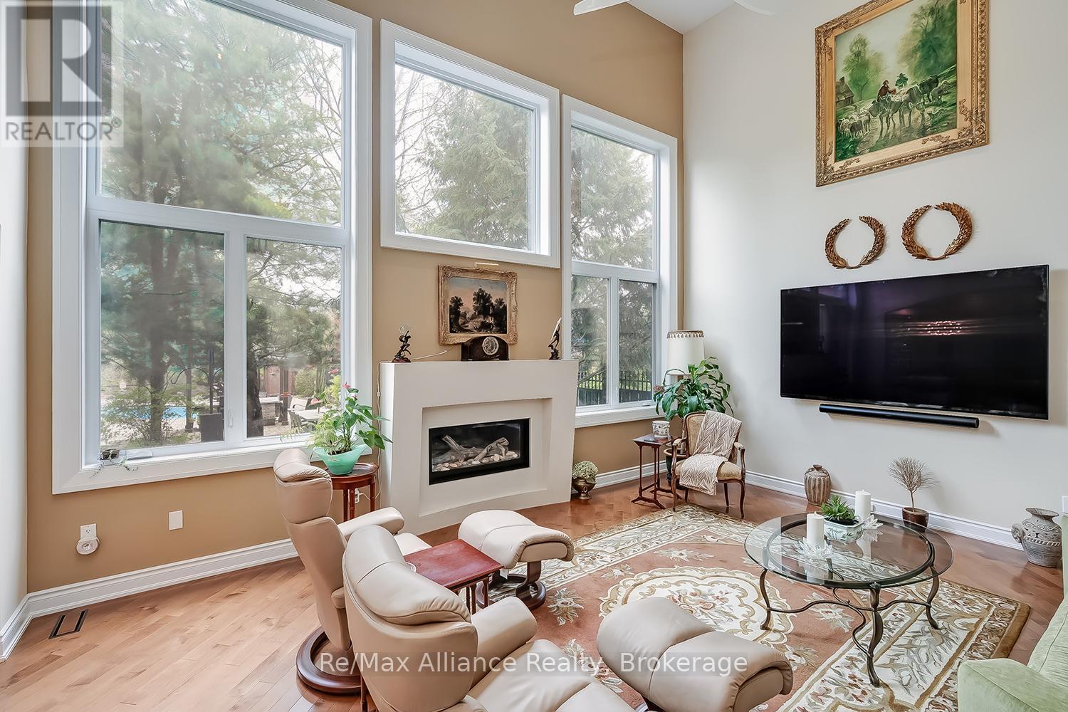 203 Burloak Drive, Oakville, Ontario  L6L 6T6 - Photo 15 - W13133516