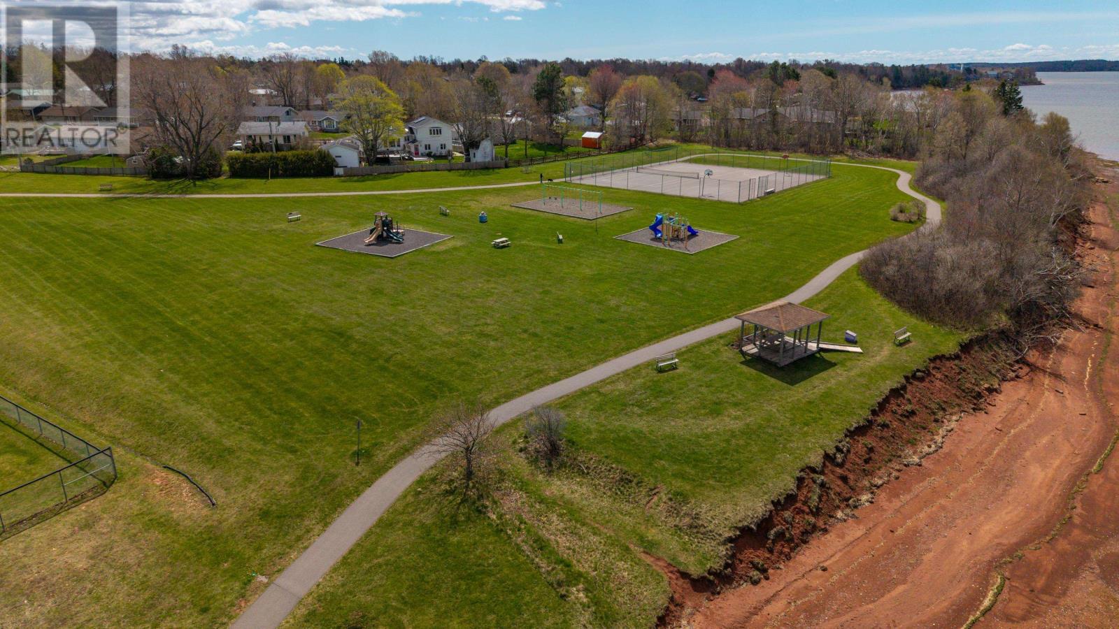 306 North Queen Elizabeth Drive, Charlottetown, Prince Edward Island  C1A 3B5 - Photo 32 - 202529753