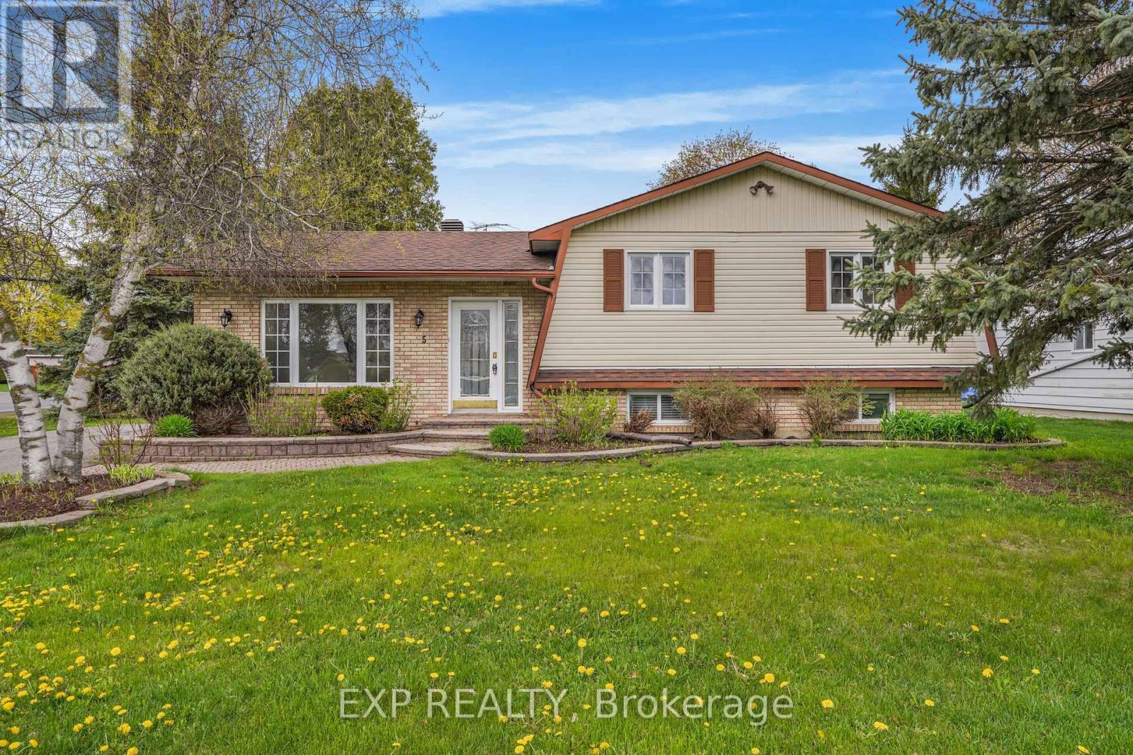 5 Albert Street, Casselman, Ontario  K0A 1M0 - Photo 1 - X12689250
