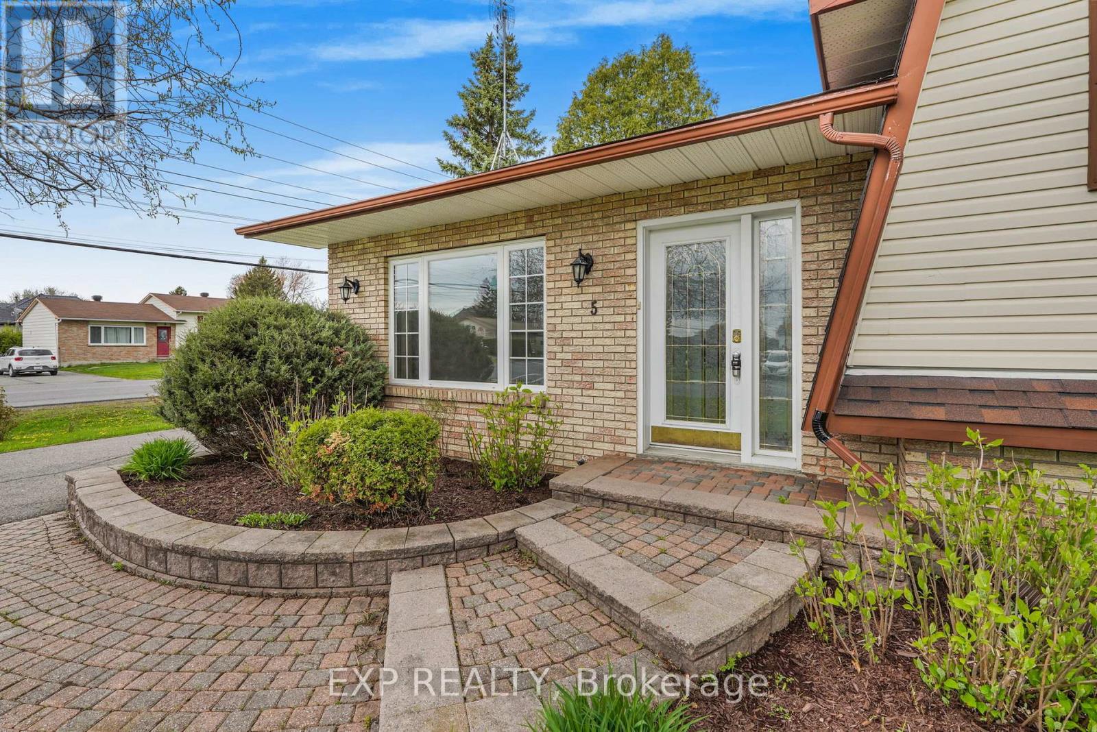 5 Albert Street, Casselman, Ontario  K0A 1M0 - Photo 3 - X12689250
