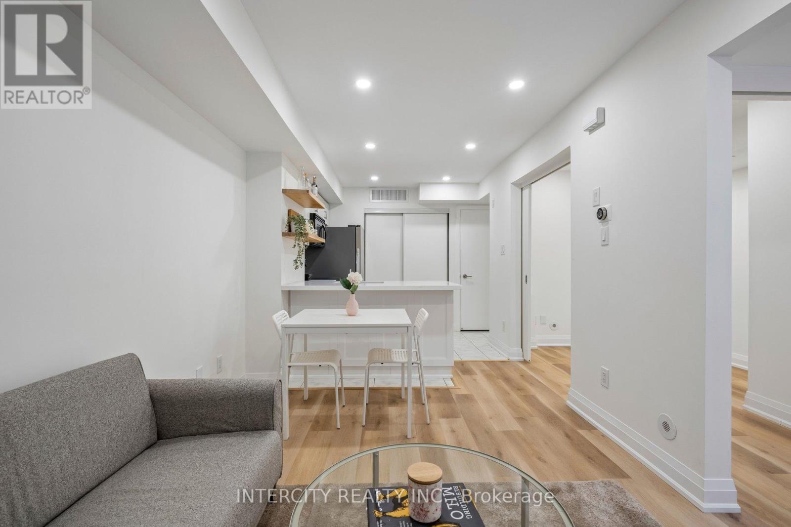 741 - 10 Laidlaw Street, Toronto, Ontario  M6K 1X2 - Photo 15 - W13133162
