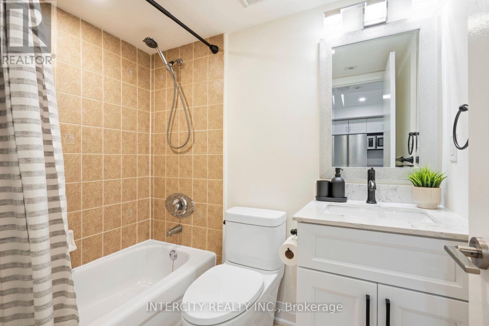 741 - 10 Laidlaw Street, Toronto, Ontario  M6K 1X2 - Photo 33 - W13133162