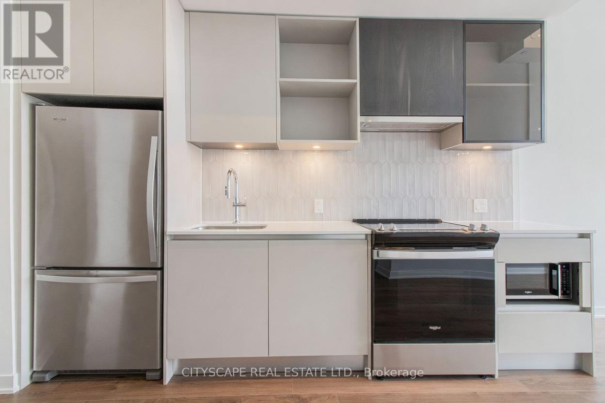 118 - 395 Dundas Street W, Oakville, Ontario  L6M 4M2 - Photo 3 - W13133164