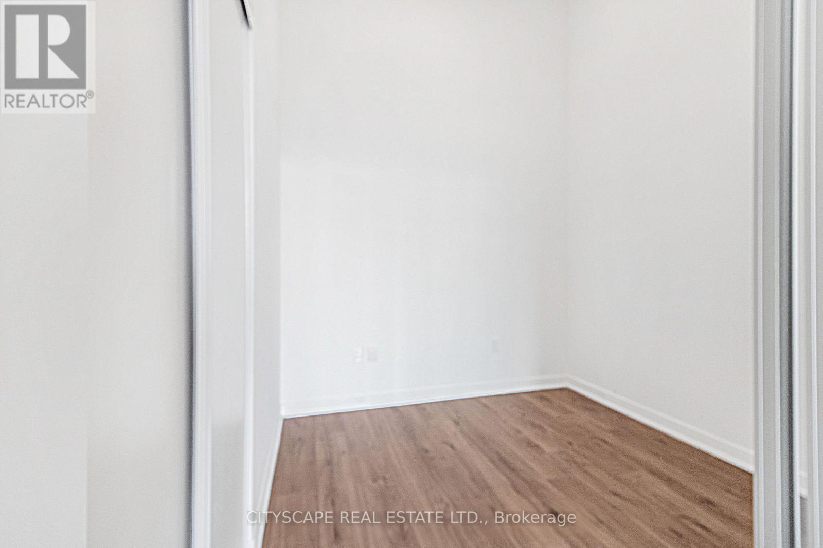 118 - 395 Dundas Street W, Oakville, Ontario  L6M 4M2 - Photo 6 - W13133164