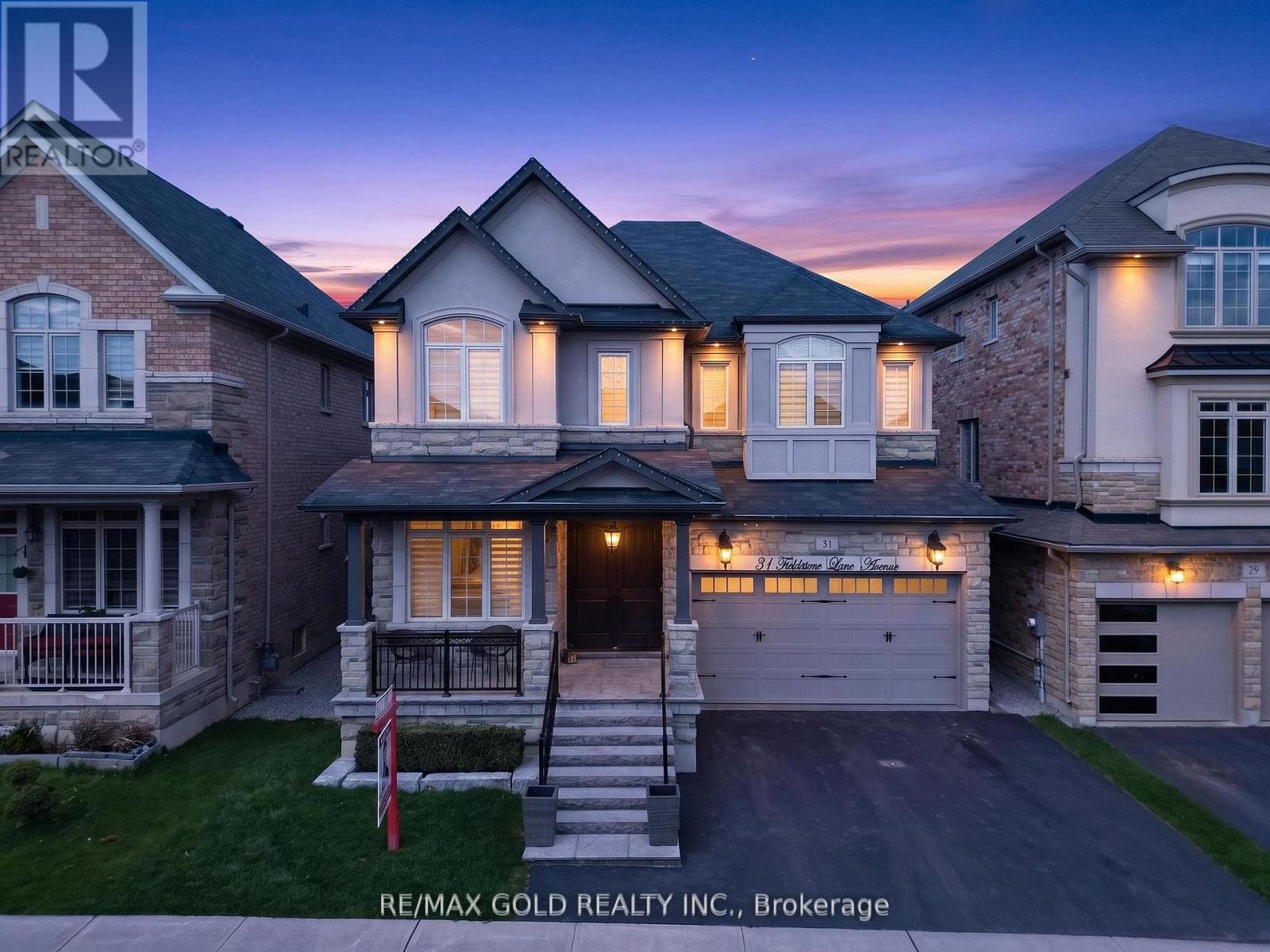 31 Fieldstone Lane Avenue, Caledon, Ontario  L7C 1C4 - Photo 1 - W13133184