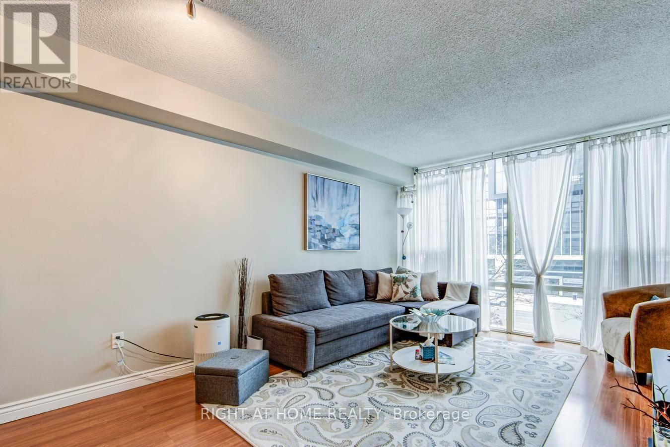 306 - 330 Rathburn Road W, Mississauga, Ontario  L5B 3Y1 - Photo 10 - W13133292