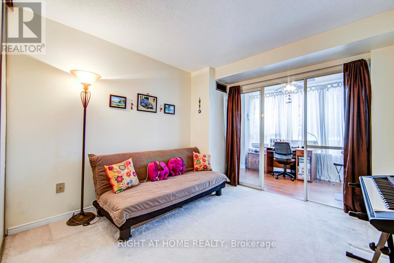 306 - 330 Rathburn Road W, Mississauga, Ontario  L5B 3Y1 - Photo 25 - W13133292