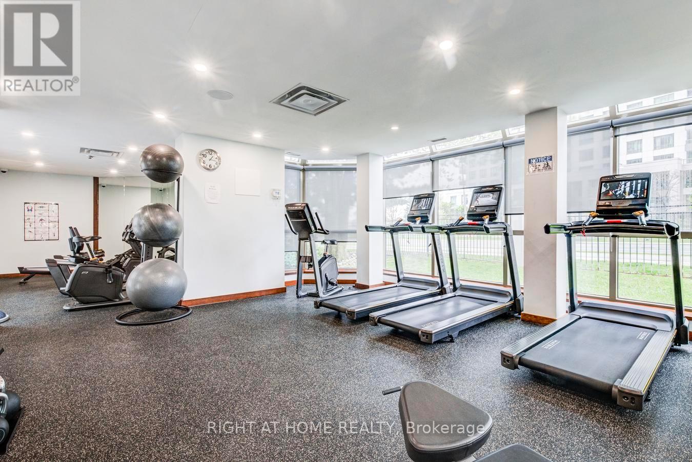 306 - 330 Rathburn Road W, Mississauga, Ontario  L5B 3Y1 - Photo 43 - W13133292