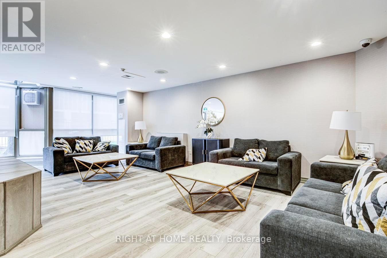 306 - 330 Rathburn Road W, Mississauga, Ontario  L5B 3Y1 - Photo 46 - W13133292