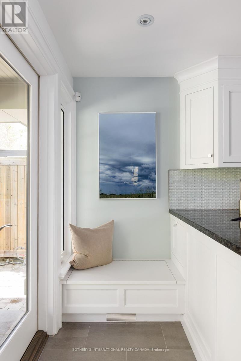 10 Queen Mary's Drive, Toronto, Ontario  M8X 1S2 - Photo 19 - W13133296