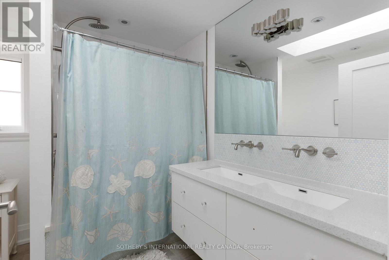 10 Queen Mary's Drive, Toronto, Ontario  M8X 1S2 - Photo 39 - W13133296
