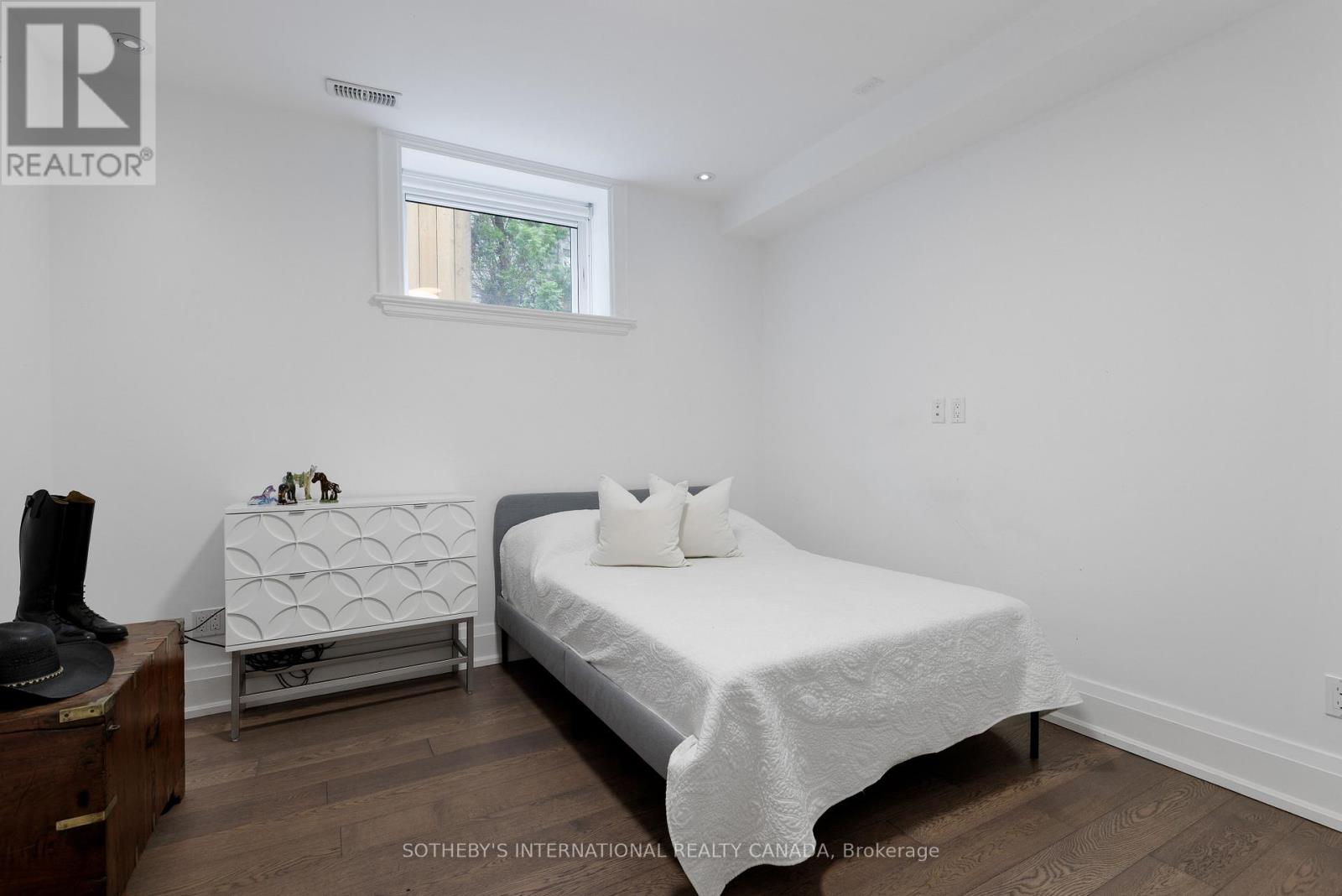 10 Queen Mary's Drive, Toronto, Ontario  M8X 1S2 - Photo 42 - W13133296
