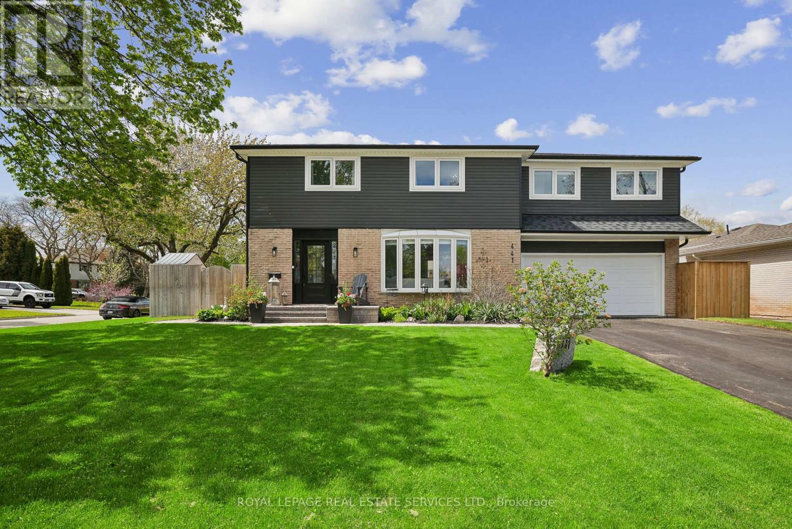 441 WITHNELL CRESCENT, Oakville, Ontario