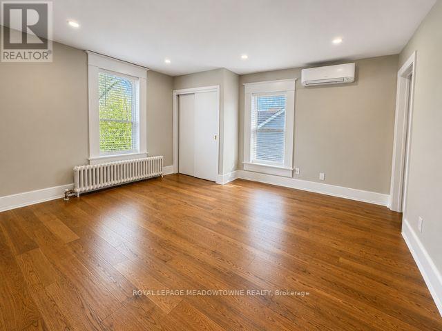 Suite Mclellen - 126 Main Street S, Halton Hills, Ontario  L7G 3E6 - Photo 3 - W13133320