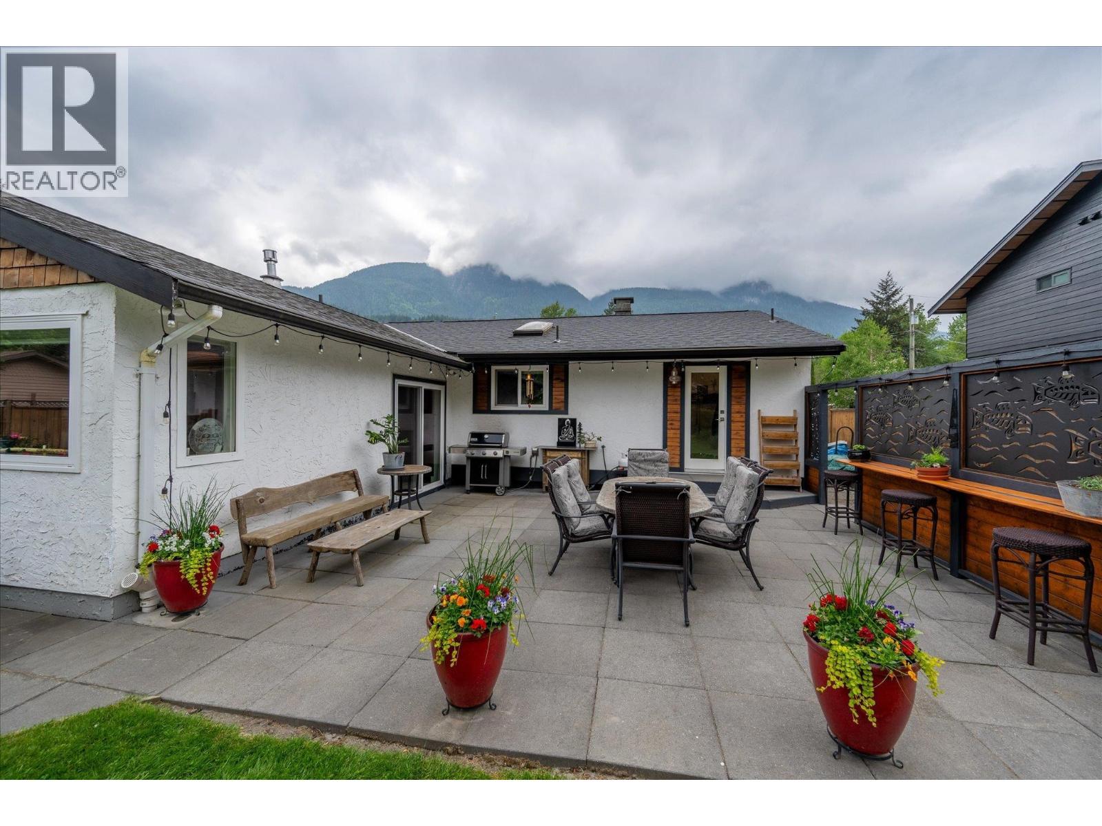 41562 Rod Road, Squamish, British Columbia  V0N 1H0 - Photo 16 - R3105538