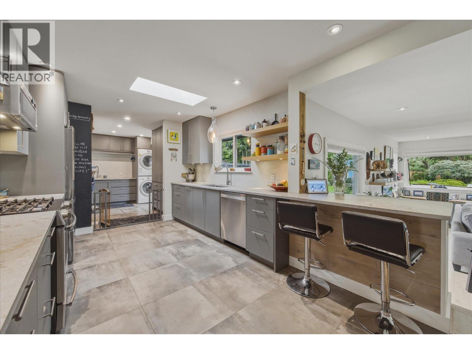 41562 Rod Road, Squamish, British Columbia  V0N 1H0 - Photo 10 - R3105538