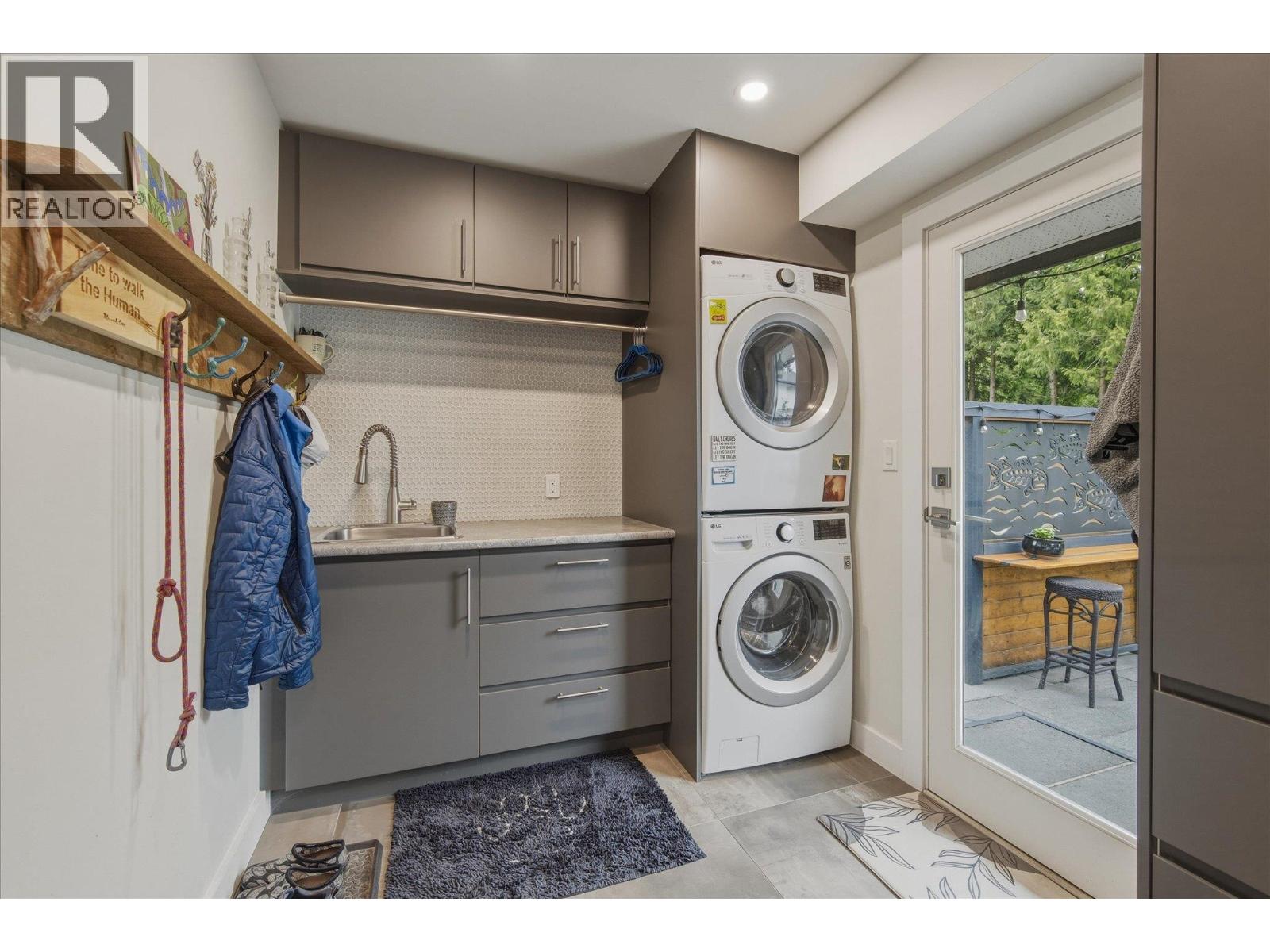 41562 Rod Road, Squamish, British Columbia  V0N 1H0 - Photo 13 - R3105538