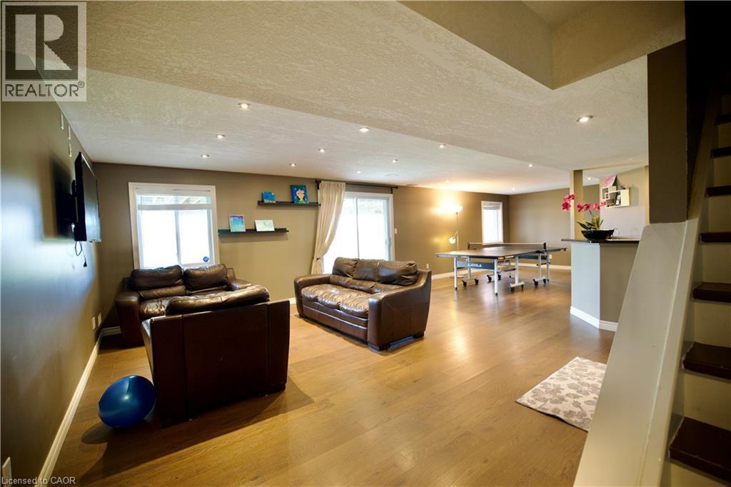 704 Zurich Drive, Waterloo, Ontario  N2V 2S8 - Photo 39 - 40830616