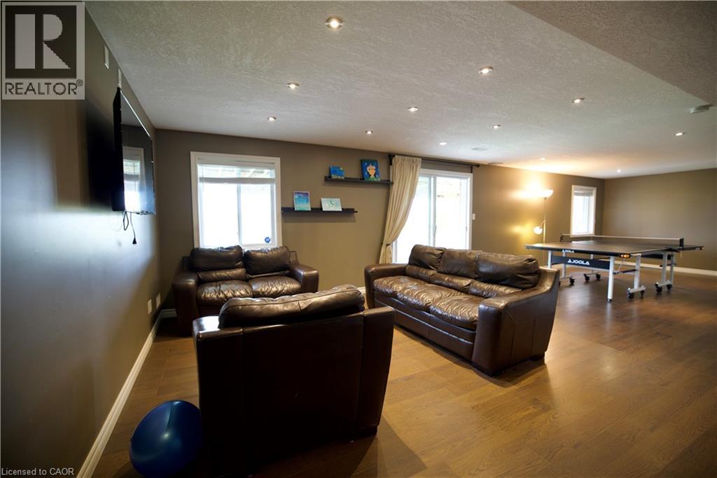704 Zurich Drive, Waterloo, Ontario  N2V 2S8 - Photo 40 - 40830616