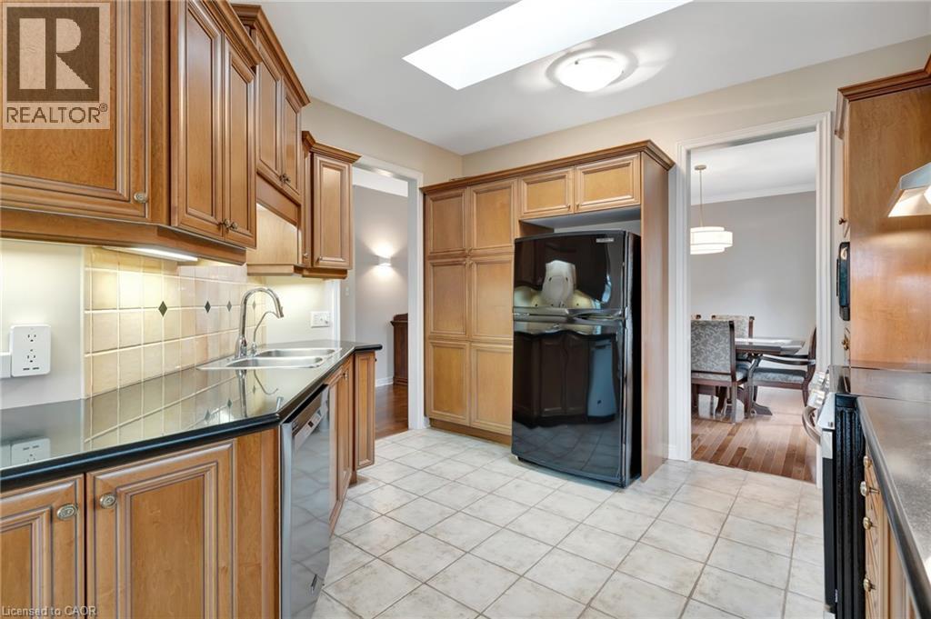 18 Woodmans Court, Kitchener, Ontario  N2P 2B2 - Photo 10 - 40829024