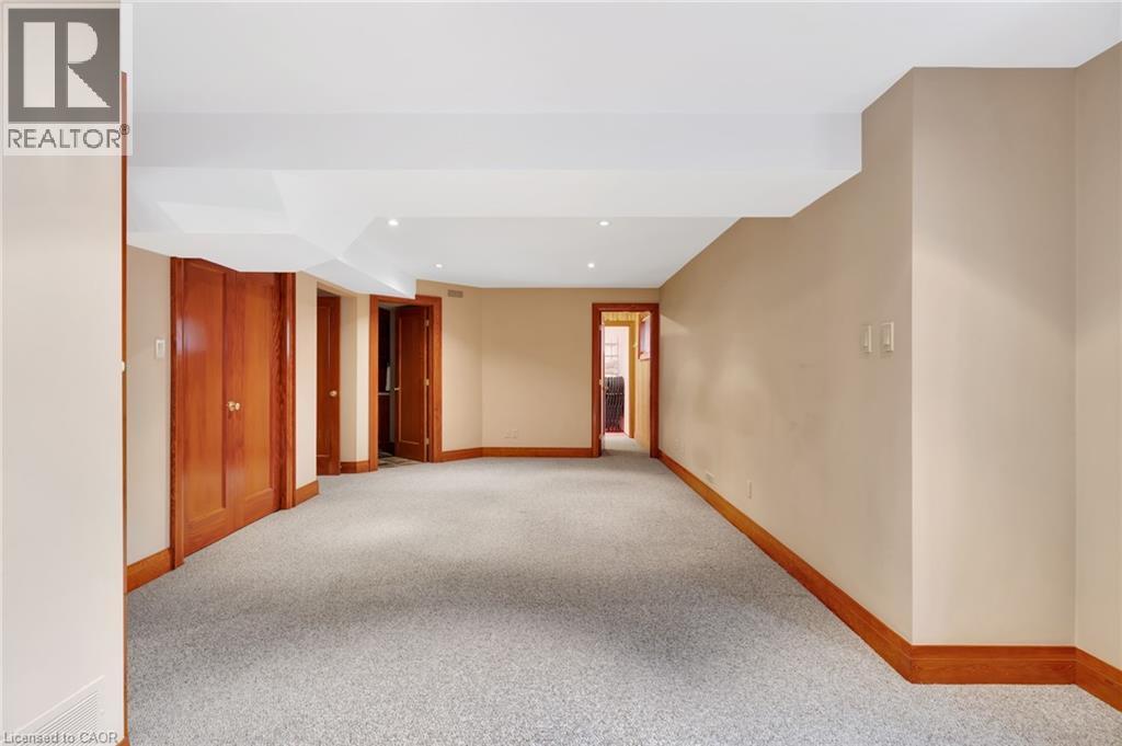 18 Woodmans Court, Kitchener, Ontario  N2P 2B2 - Photo 27 - 40829024