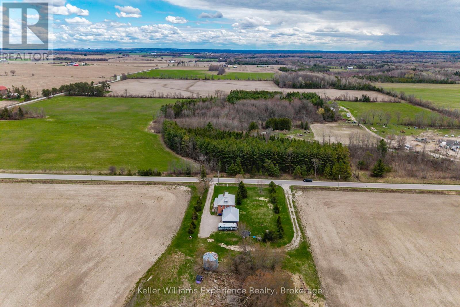 2936 Flos 6 Road W, Springwater (Phelpston), Ontario  L0L 1P0 - Photo 44 - S13133372