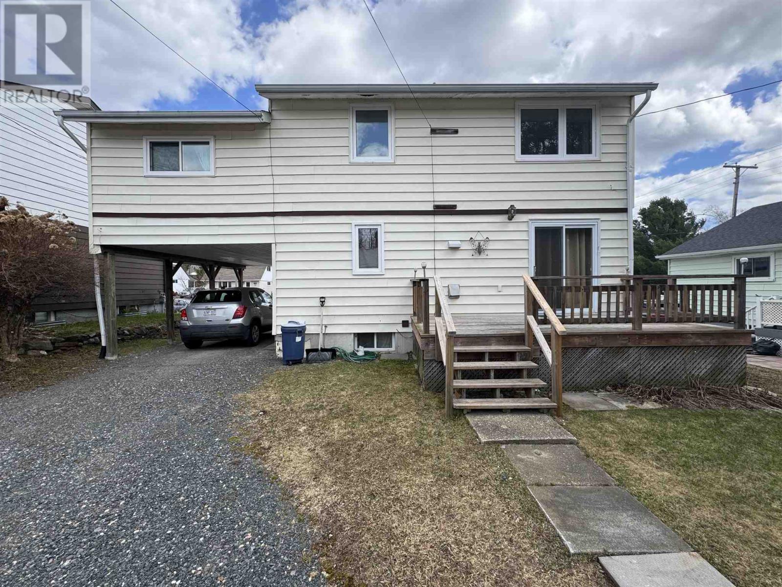 70 Roman Ave, Elliot Lake, Ontario  P5A 1S1 - Photo 6 - SM261028