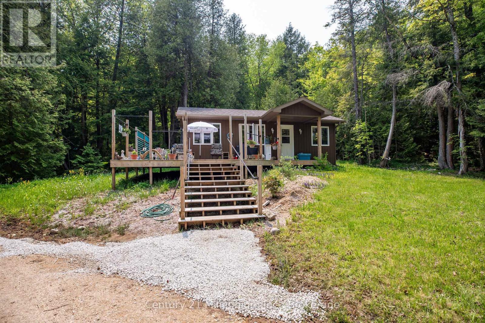 442811 Sideroad 12 Wgr Road, West Grey, Ontario  N0G 1R0 - Photo 8 - X13133774