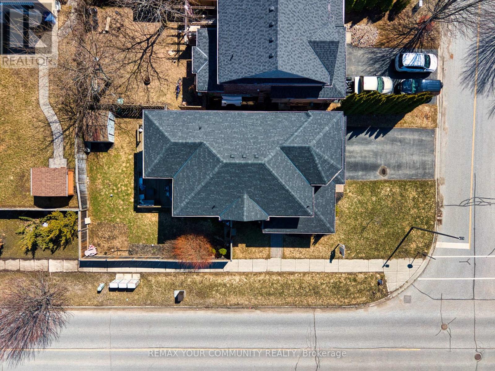 2 Laurelbank Crescent, Georgina, Ontario  L4P 4H6 - Photo 44 - N13112024