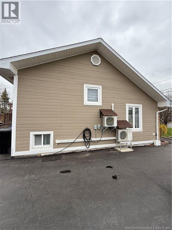 218 Rue Gagnon, Beresford, New Brunswick  E8K 1V3 - Photo 5 - NB139511