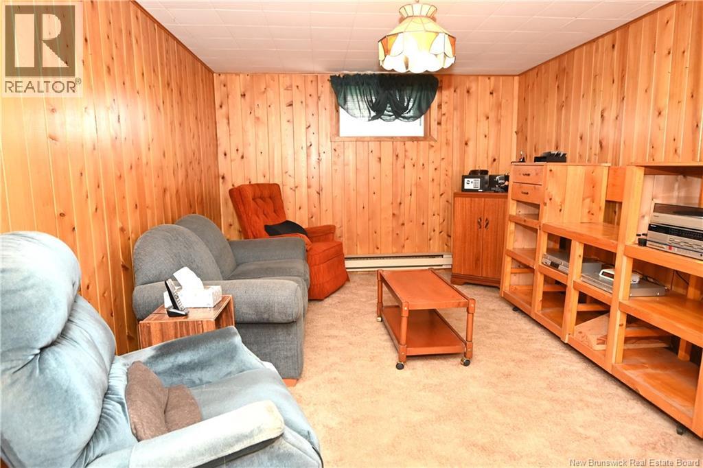 730 Irvine Street, Devon, New Brunswick  E3A 3E8 - Photo 20 - NB139403