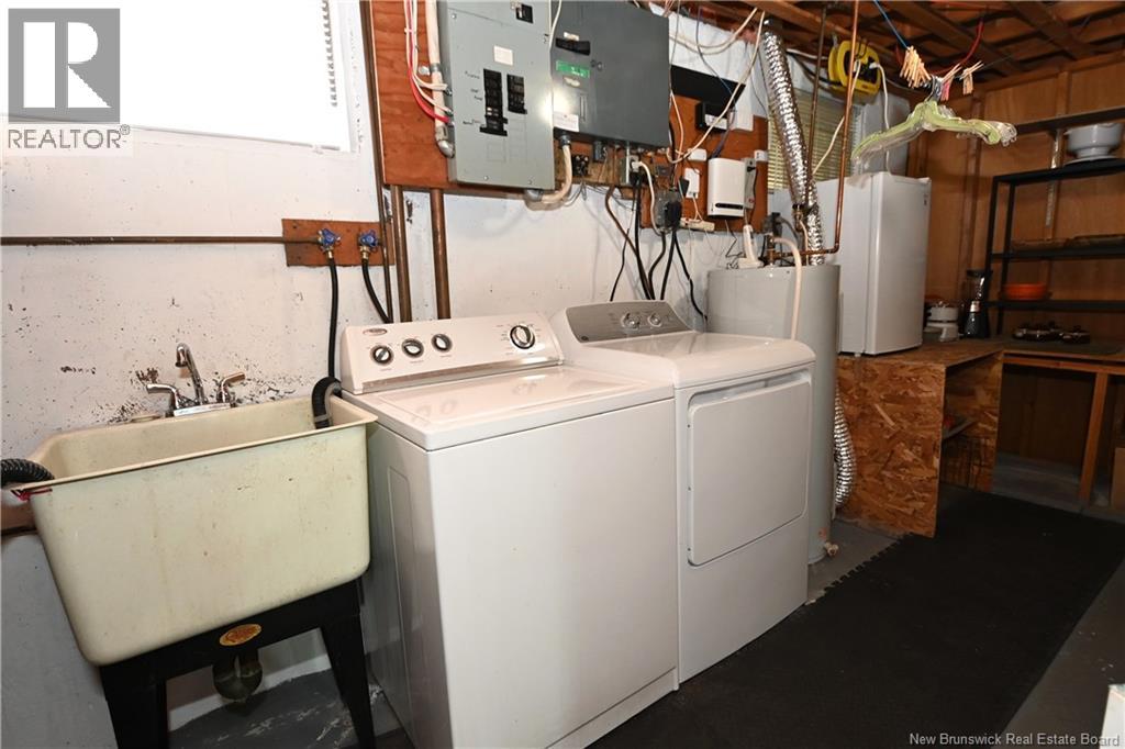 730 Irvine Street, Devon, New Brunswick  E3A 3E8 - Photo 24 - NB139403