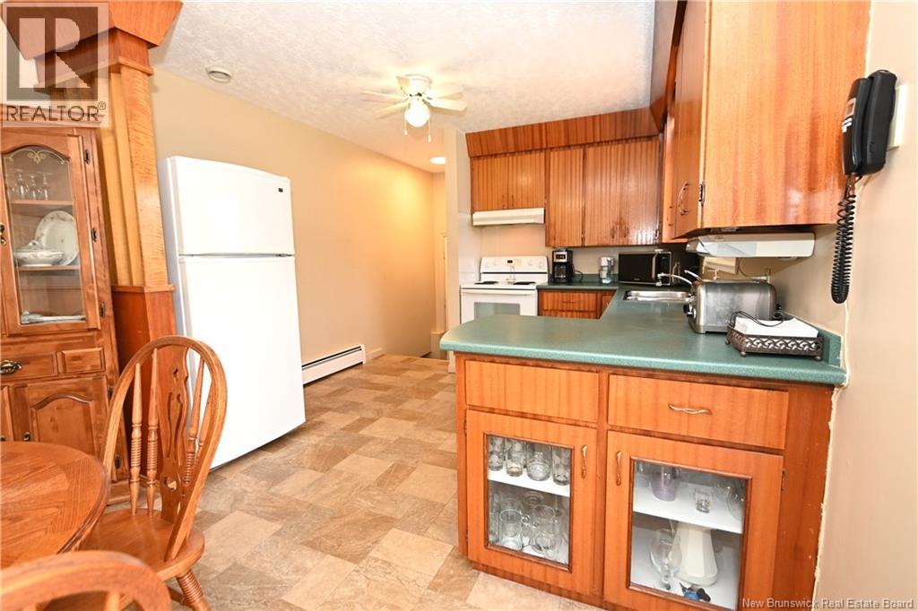 730 Irvine Street, Devon, New Brunswick  E3A 3E8 - Photo 6 - NB139403