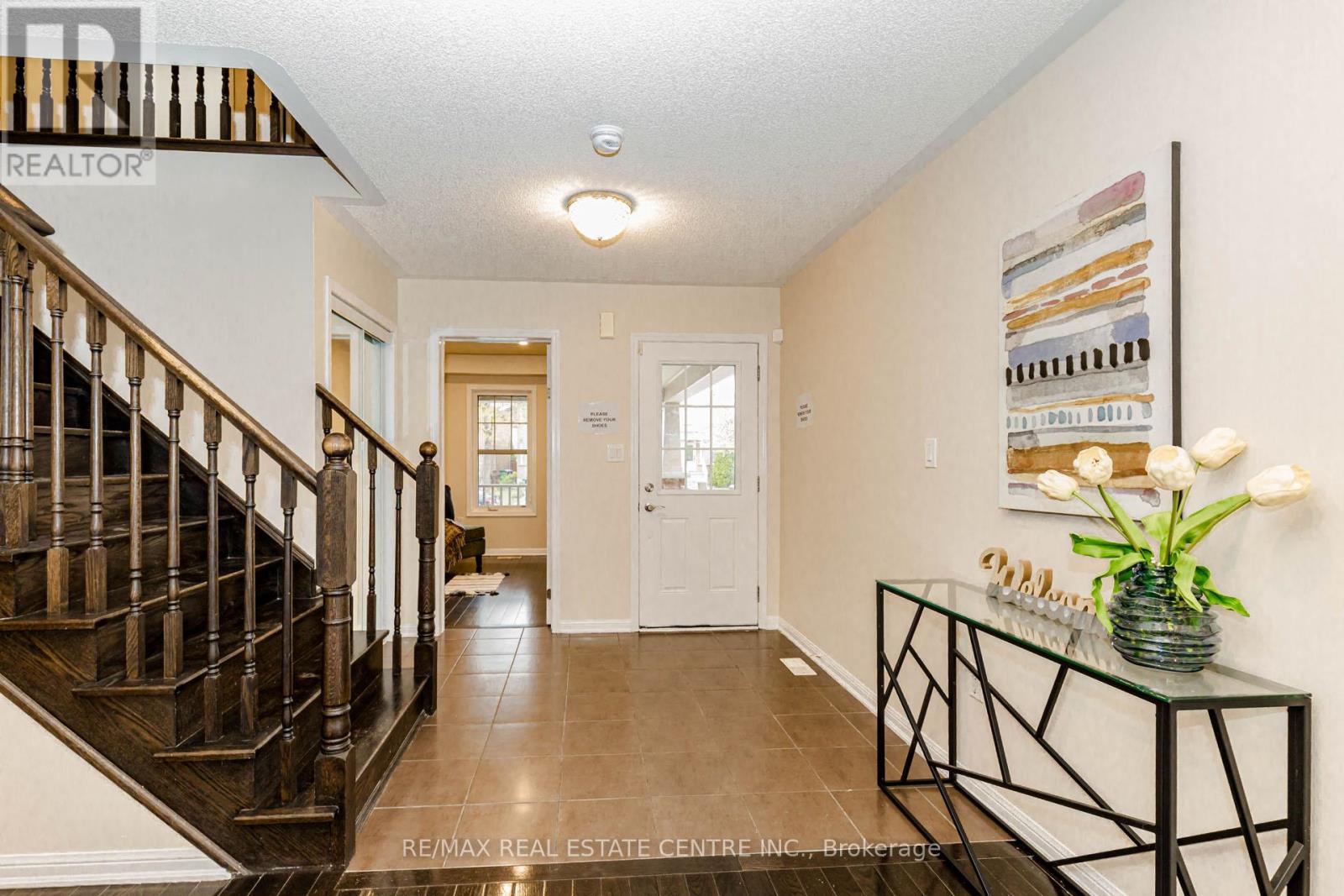 187 Lockwood Road, Brampton, Ontario  L6Y 5W1 - Photo 6 - W13132316