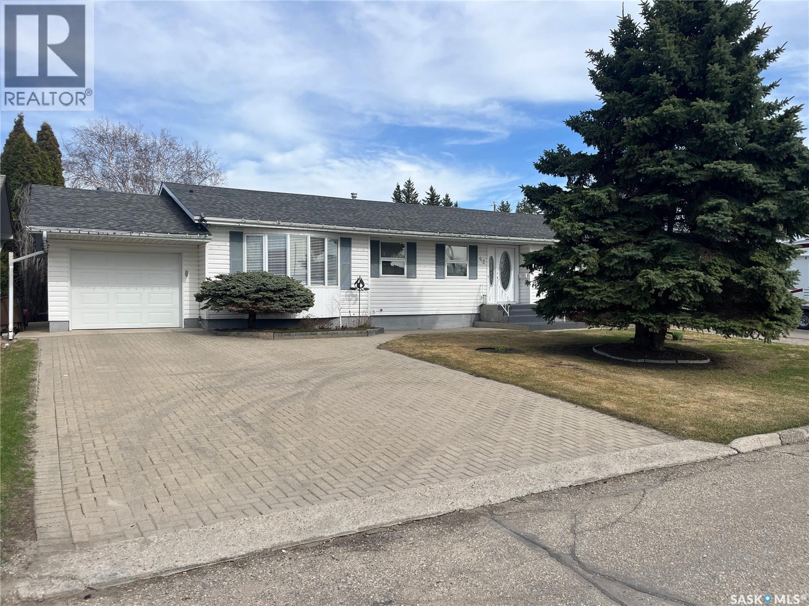 42 7th STREET NE, Wadena, Saskatchewan