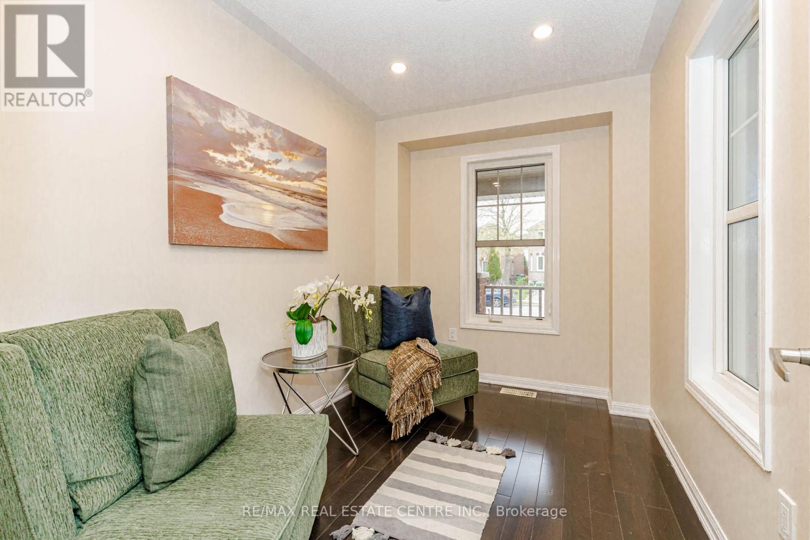 187 Lockwood Road, Brampton, Ontario  L6Y 5W1 - Photo 4 - W13132316