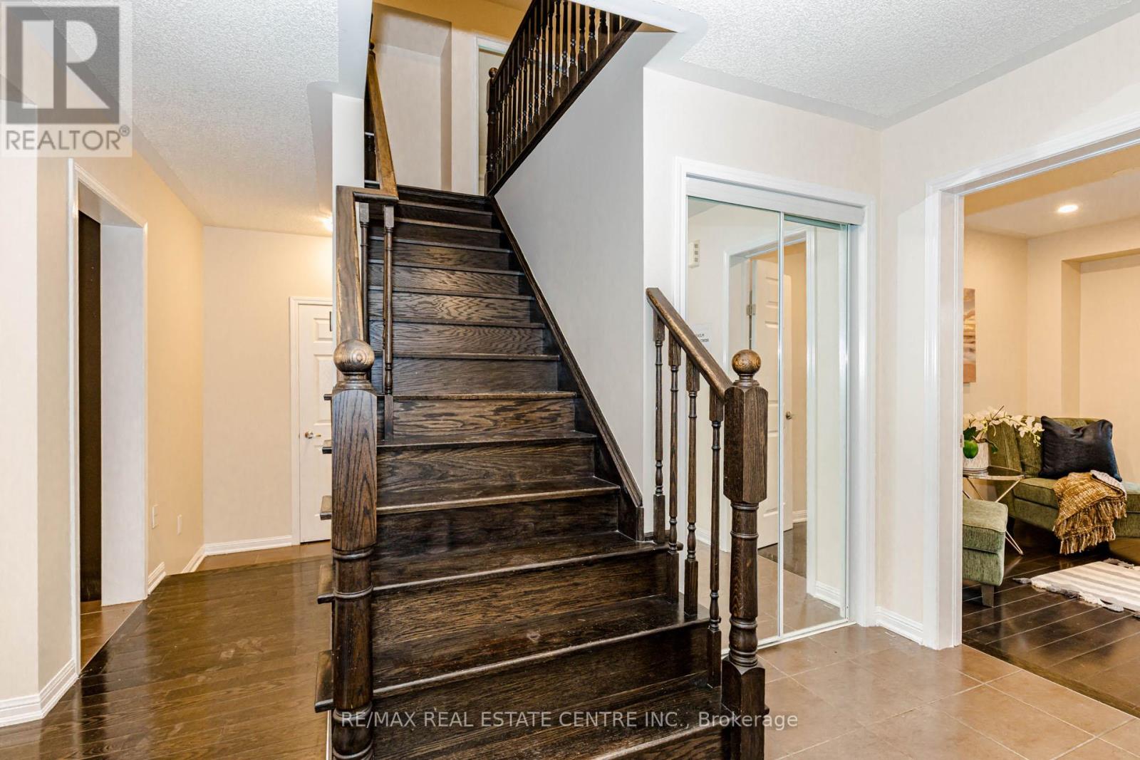 187 Lockwood Road, Brampton, Ontario  L6Y 5W1 - Photo 16 - W13132316
