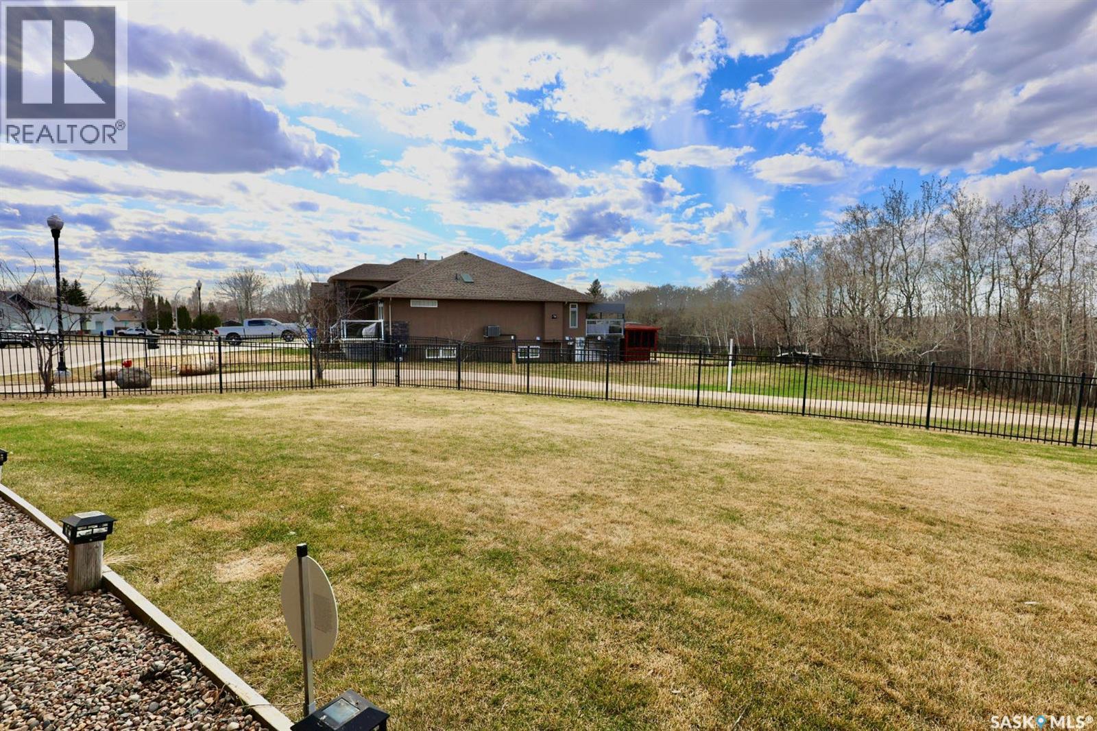 16 Glass Drive, Prince Albert, Saskatchewan  S6X 0A7 - Photo 44 - SK036051