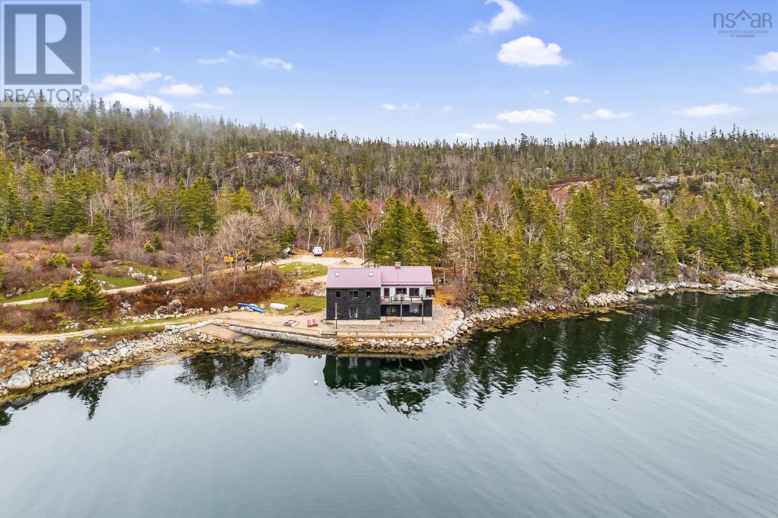 3087 Highway 329, Northwest Cove, Nova Scotia  B0J 1T0 - Photo 2 - 202608009