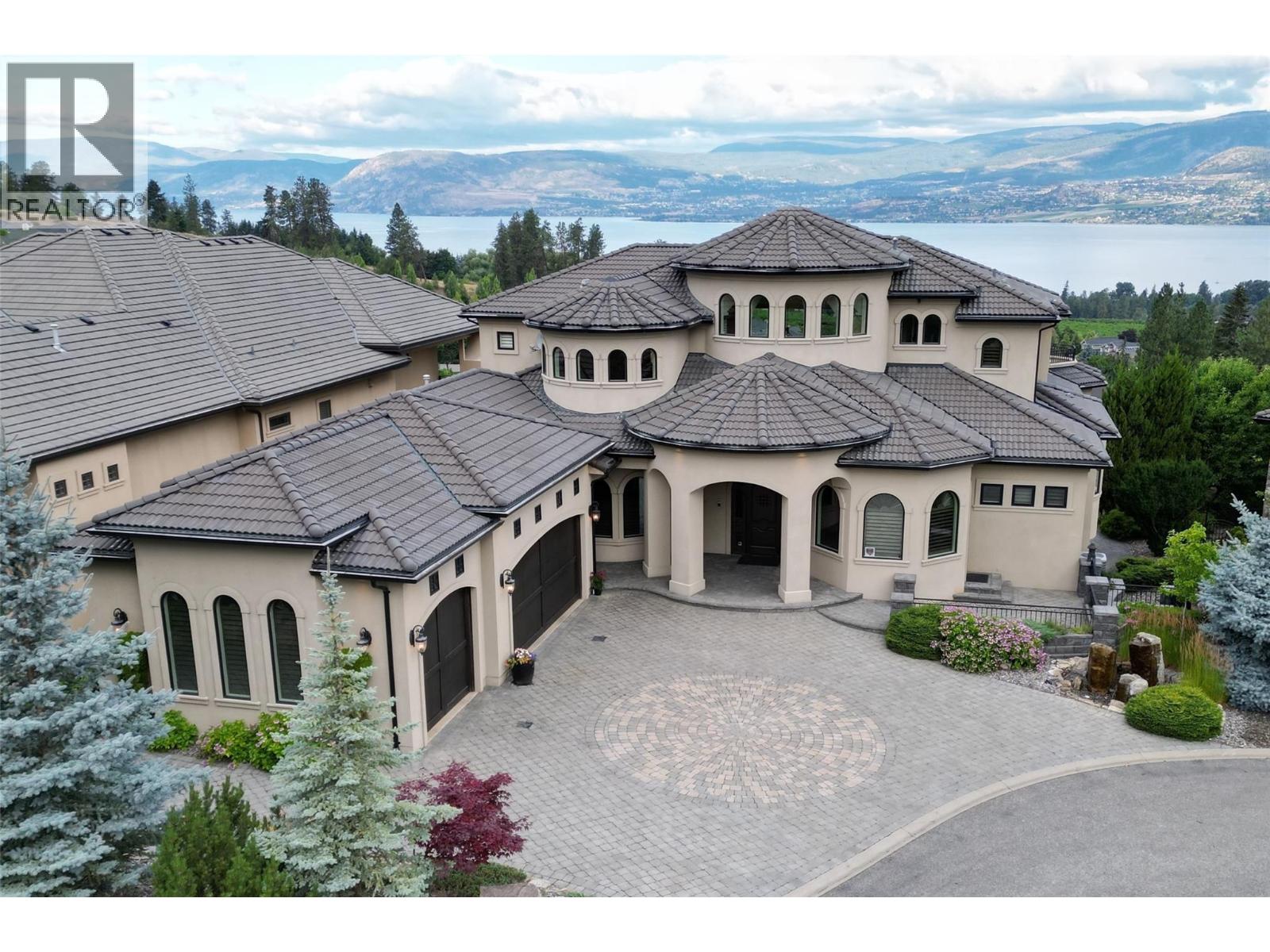 4860 Tuscany Lane, Kelowna, British Columbia